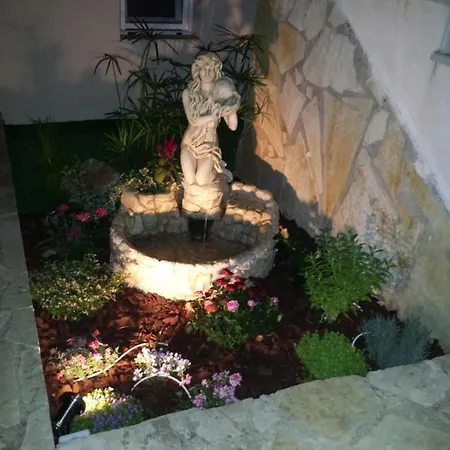 Strati Villa